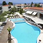 Renaissance 4* חניוטי