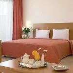 Renaissance 4*