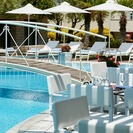 Renaissance Отель