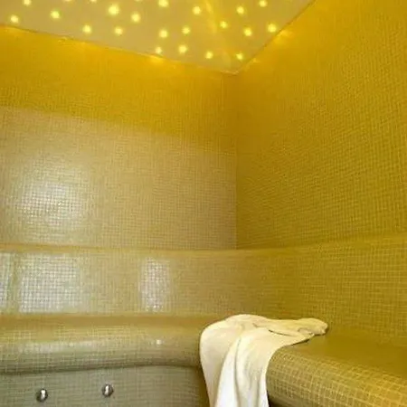 Отель Renaissance